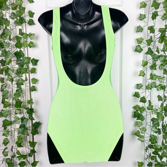 Vintage 80s Catalina Neon Lime Green Ribbed Textured One-Piece Swimsuit - Picture 6 of 11